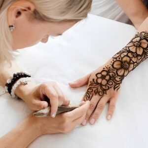 Professional Mehendi Artist Course